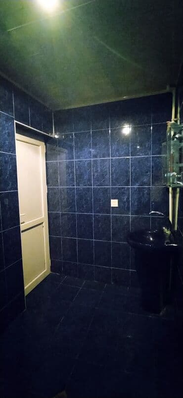 xırdalan kirayə evlər 1 otaqlı: 6 otaqlı, 400 kv. m, Orta təmir — 9