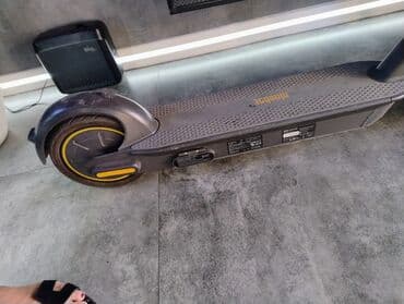 скутер купить: İşlənmiş Elektrik samokat 10", 501 - 750 Vt, 16 - 25 km/s, Ödənişli çatdırılma — 4