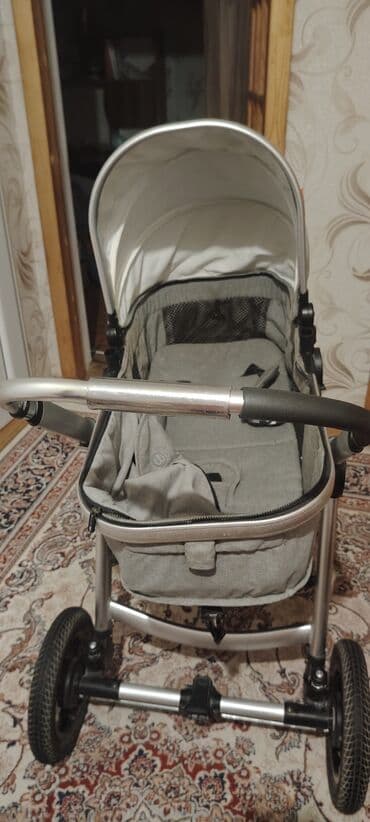 uwaq mawnlari: Çıxarıla bilən beşikli araba — 2