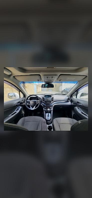 chevrolet salon: Chevrolet Orlando: 1.8 l | 2012 il 146000 km Ofrouder/SUV — 8