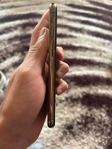 camon 20 pro 5g: IPhone Xs, Qızılı, Face ID — 3