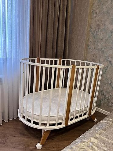 boru: Oğlan və qız üçün, İşlənmiş, Yumru, Beşik, Dəstsiz, Matras ilə, Yellənmə mexanizmsiz — 1