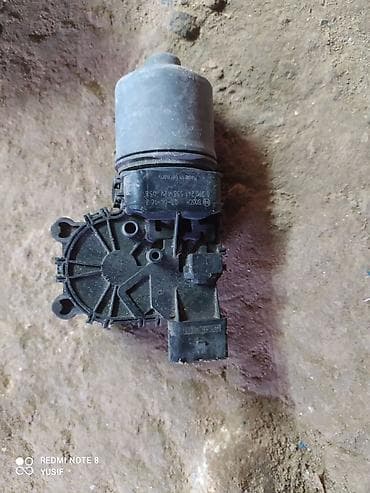 Opel Astra arxa güzgü silənin matoru problemsizdir