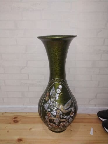 ağ qara şəkillər çəkmək: Vazalar — 1