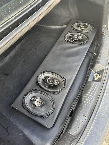камера для машины: Avtomobil üçün arxa rəfdə quraşdırılan 4 ədəd orginal kalonda — 2