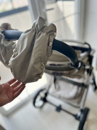 uşaq kolyaska: Orginal kidilo kolyaska,herseyi ustunde veriliryerini deyismek — 1