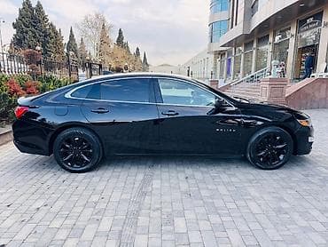 turbo.az ford transit 5 1: Chevrolet Malibu – qara rəngli sedan Xarici: - Aqressiv ön dizayn — 6