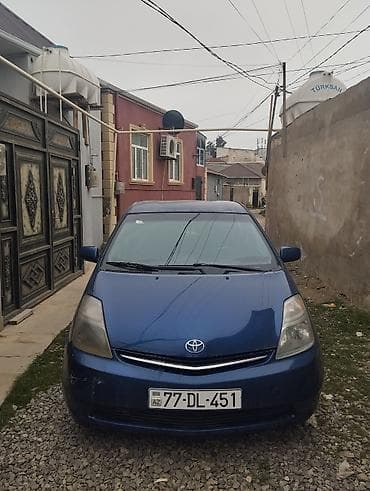 Автозапчасти: Toyota Prius 20 gövdə gündəlik QALMAMAQ şərti ilə,25 manata icarəyə — 1