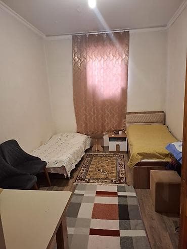 şuvelanda kiraye evler: 4 otaqli heyet evidir oz evimdir her bir seraiti var orta temirlidir — 4