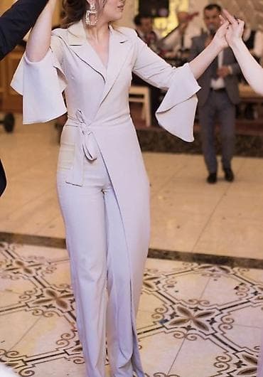 Женская обувь: Zərif dizaynlı qadın kombinezonu - Rəng: açıq bej/ivory - Model — 2