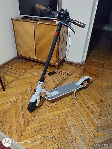 electro gitara: Məhsul: Xiaomi Mi Electric Scooter 3 (elektrik skuter) ​Skuterin Əsas — 4