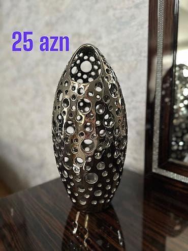 Sandıqlar: Vaza dəsti, Keramika — 1