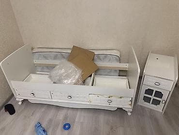 Uşaq üçün ağ rəngli taxta beşik/dəyirmi kənarlı çarpayı dəsti