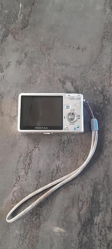 Pentax Optio rəqəmsal fotoaparat - Kompakt gümüşü korpus, daşıma üçün