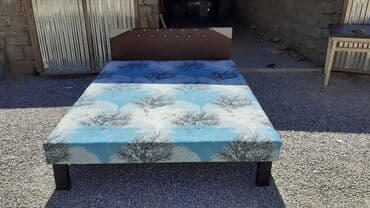 Çarpayılar Təzə hazırları var Çatdırılma var Bir nəfərlik 60 manat İki