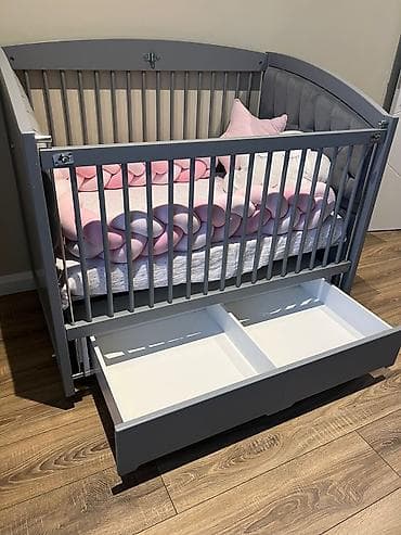 uwag bewiyi: Oğlan və qız üçün, Dördbucaq, Beşik, Dəst ilə, Matras ilə, Yellənmə mexanizm ilə — 3