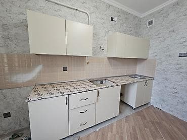 Metbex mebeli 350₼ .Olcu 3.50 sm .Uzerinde moyka,qaz verilir .Mebel