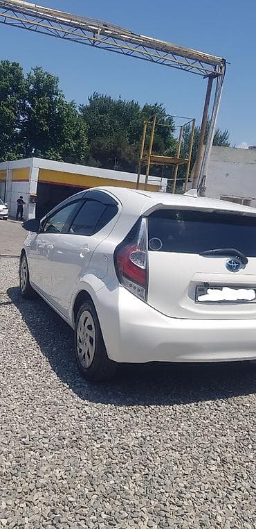 Nəqliyyat: Toyota Aqua: 1.5 l | 2018 il Hetçbek — 9