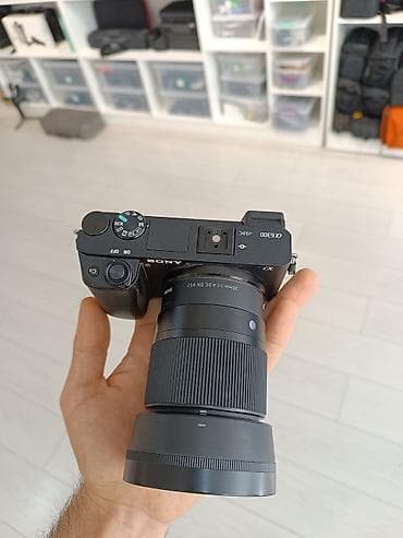 Sony A6300 + 30mm f1.4 lalafo.az -da Sony A6300 + 30mm f1.4