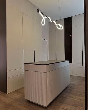 Düz dolab, Yataq otağı üçün, Qarderob, Açılan, Korpuslu, 5 qapı