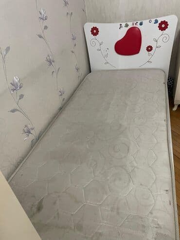 tek kravat işlənmiş: Qız üçün, İşlənmiş, Təknəfərlik çarpayı — 1