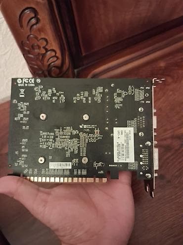 Operativ yaddaş (RAM): Videokart MSI GeForce GT 730, < 4 GB — 2