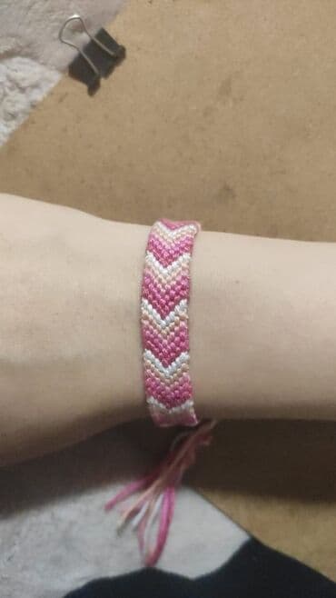 oglan ucun qizil qolbaqlar: Makrame dostluq bilərziyi - Material: Yüksək keyfiyyətli pambıq/ipek — 2