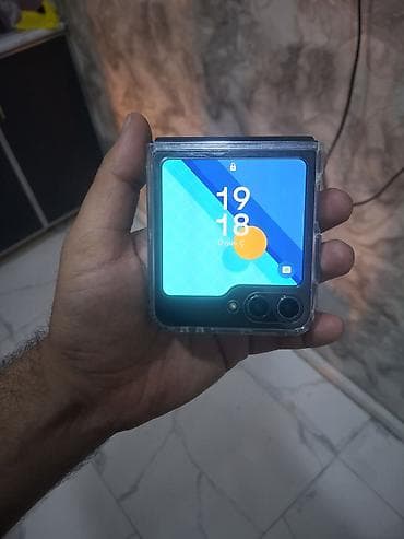 stabilizator 12v: Samsung Galaxy Z Flip 5, 512 ГБ, цвет - Синий, Беспроводная зарядка — 2