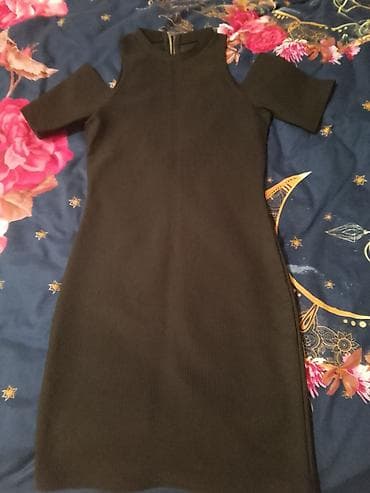 Qadın paltarları dəsti 1) Ağ açıq çiyinli, tam krujeva paltar - — 4