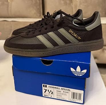 Krasofkalar və idman ayaqqabıları: Adidas Handball Spezial idman ayaqqabısı - Model: Handball Spezial — 2