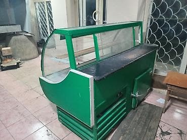 Soyuducu avadanlığı: Məhsul: Soyuduculu vitrin (mağaza/kafe üçün) Xüsusiyyətlər: - Ön — 2