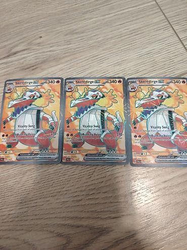 Pokémon kolleksiya kartları dəsti - 3 ədəd Skeledirge ex (HP 340) –