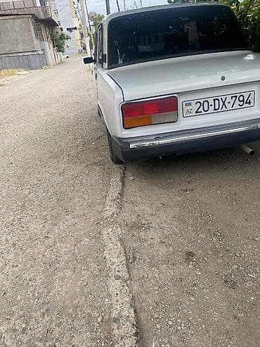 Avtomobil satışı: VAZ (LADA) 2107: 1.6 l | 2001 il 15380 km Sedan — 4