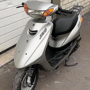 ford escape ehtiyat hisseleri: Yamaha Jog skuter - Gümüş rəngli, çevik və yığcam şəhər skuteri - Ön — 1