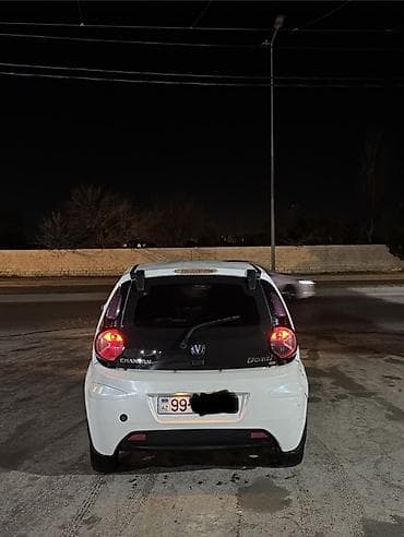 yamaha mator: Changan Benni, ağ rəng, 5 qapılı hetçbek. Salam Maşin yaxsi — 6