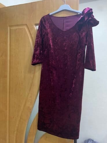 toxunma yun donlar: Məhsul: Qadın məxməri don - Rəng: Dərin bordo/şərab rəngi - Parça — 4