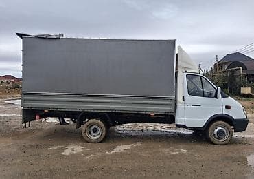 Yükdaşıma üçün tentli yük maşını - Kuzov: tentli, yanları