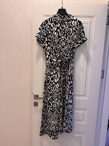 İngiltere Asos dan platya M L Xl ölçüye uyğundu. Teze kimidi 1 dəfə — 3