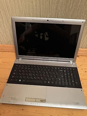 Apple MacBook: İşlək vəziyyətdədir.real alıcıya endirim olacaq — 1