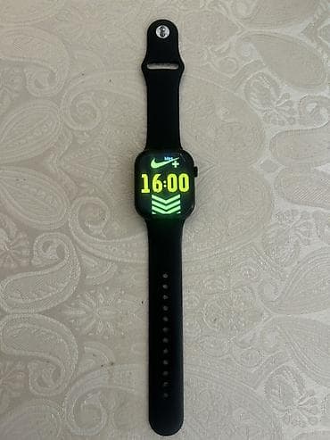 Smart saatlar: Apple watch 10 seriya 46mm satilir.A class eyni modeldir.Ekran şüşəsi — 1