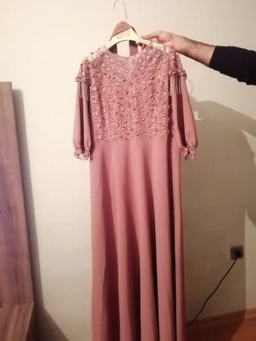 Zərif gül qurusu rəngində uzun ziyafət/libas. - Yuxarı hissə şəffaf