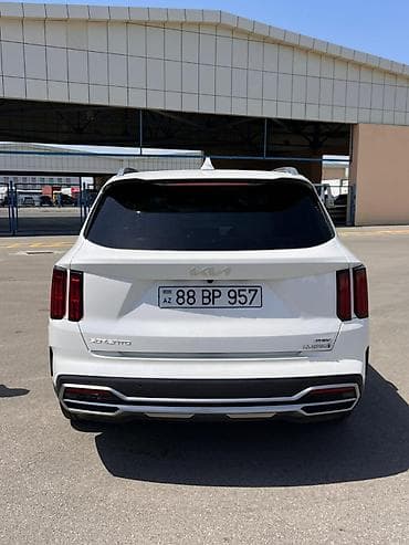avtomobil gence: Kia Sorento: 1.6 l | 2023 il Ofrouder/SUV — 2