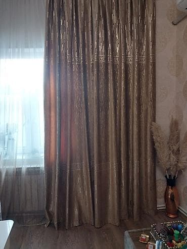 Шторы и жалюзи: Qızılı-qəhvəyi qapalı pərdə dəstieni - Material: sıx və yüngül — 2