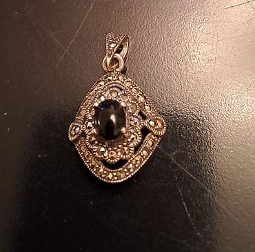 Qadın geyimləri: Gümüş klon 925 — 1