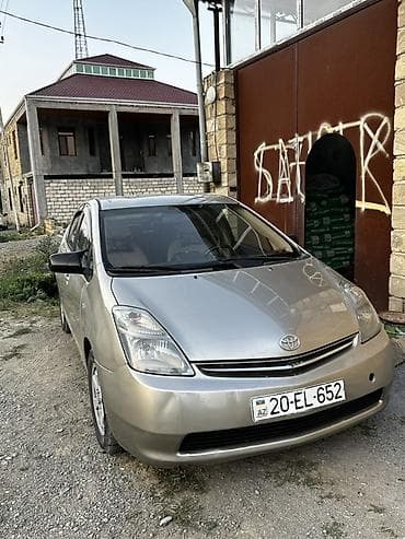 zil satilir: Toyota Prius: 1.5 l | 2007 il Sedan — 1