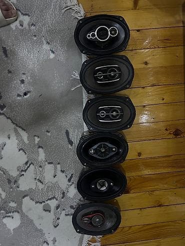 GPS naviqatorlar: 6ədəd original pioner kalonkalar satılır.Hamısı işlək vəziyyətdədir — 8