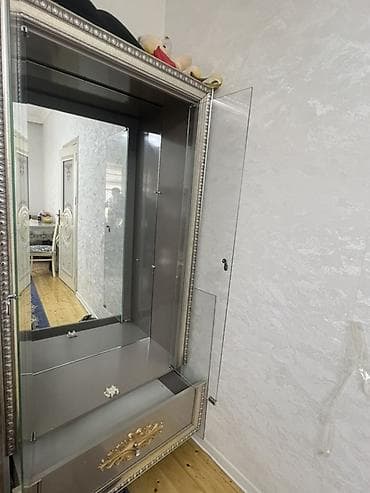 Şüşəli dolab vitrini, Yeni, Ödənişli çatdırılma, Ünvandan götürmə