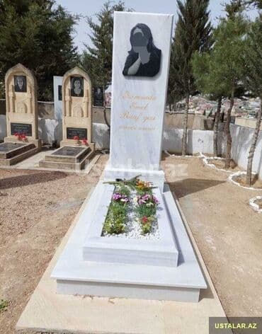 at və eşşəyin cutləşməsi: #Mərmər daşların qurulması — 1