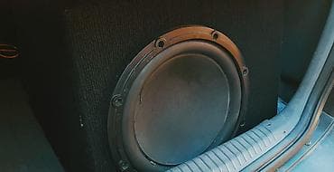 et masini hisseleri: ƏLAQƏ:0503497980 Avtomobil üçün subwoofer qutusu ilə birlikdə - Tip — 1