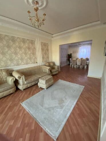 qaracuxurda ev: 200 kv. m, 4 otaqlı, Kombi, Kanalizasiya, İşıq — 2